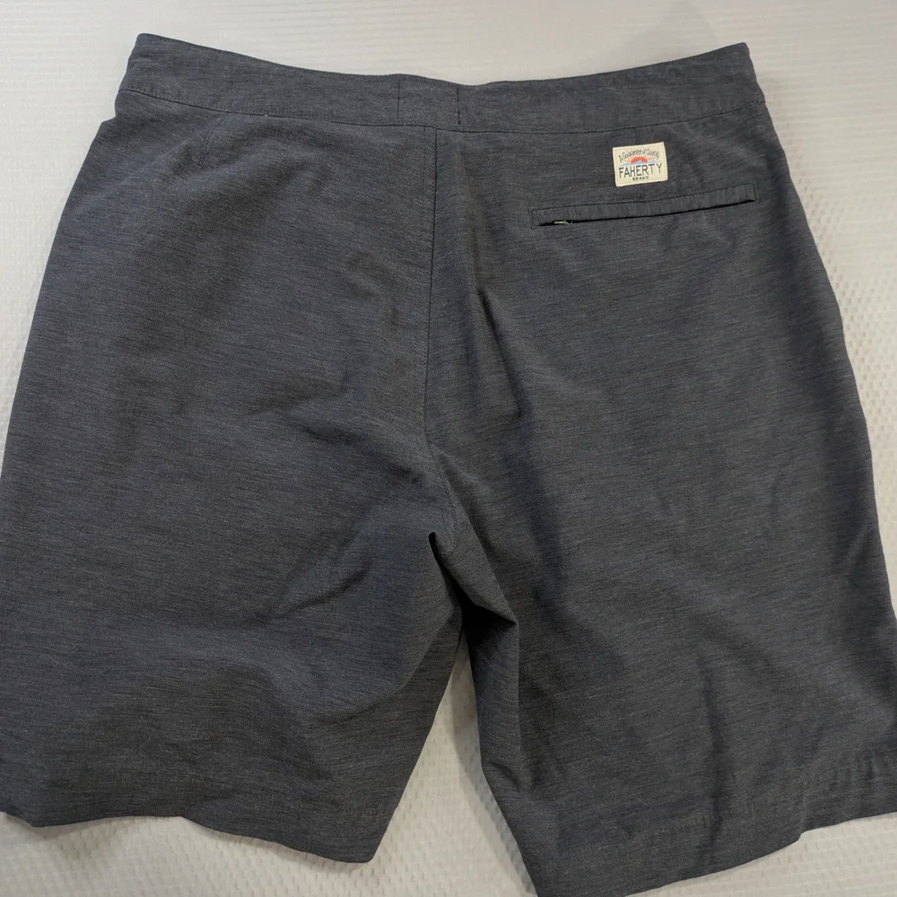 Faherty Mens All Day Shorts Size 33 Gray Chino Casual Golf Business Travel